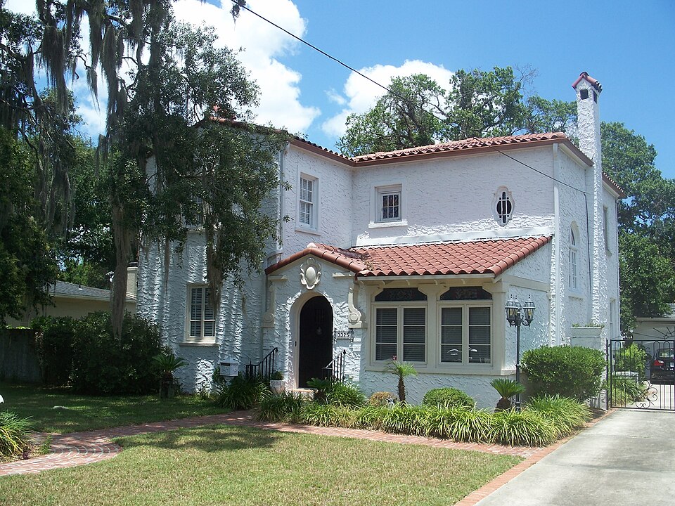 Photograph of House at 3325 Via de la Reiva