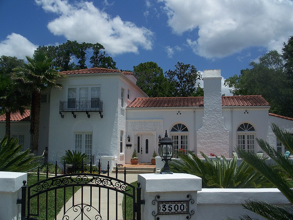 Photograph of House at 3500 Via de la Reina