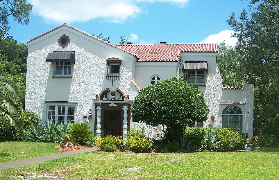 Photograph of House at 3685 Via de la Reina