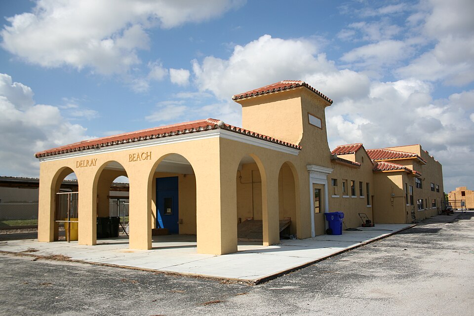 Photograph of Delray Beach station