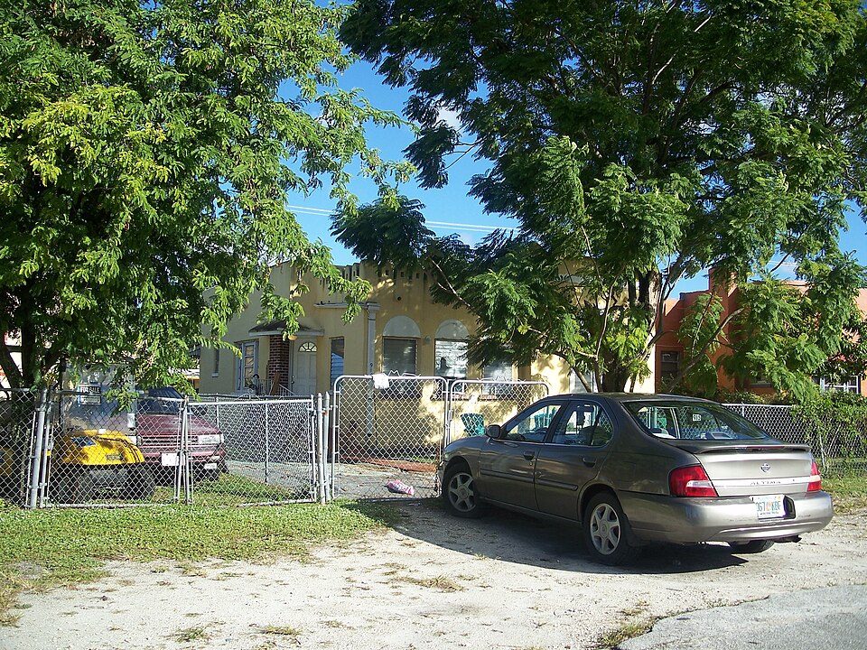 Photograph of Etheredge House