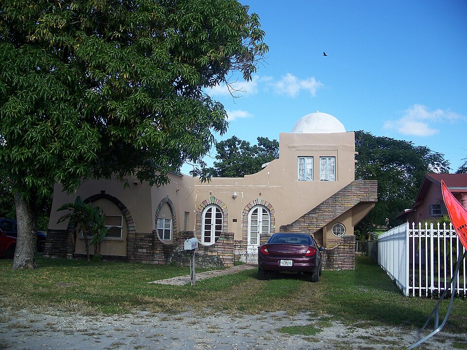 Photograph of Tooker House