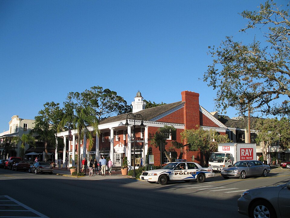 Photograph of Naples Historic District