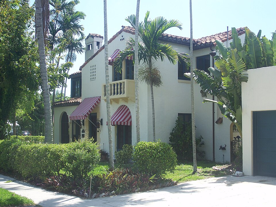 Photograph of Building at 10108 Northeast 1st Avenue