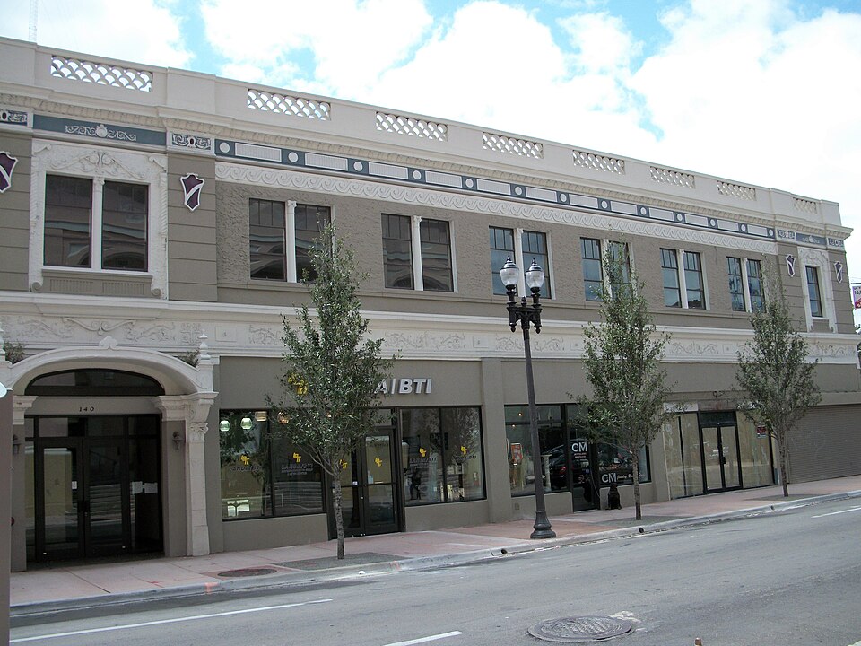 Photograph of Hahn Building