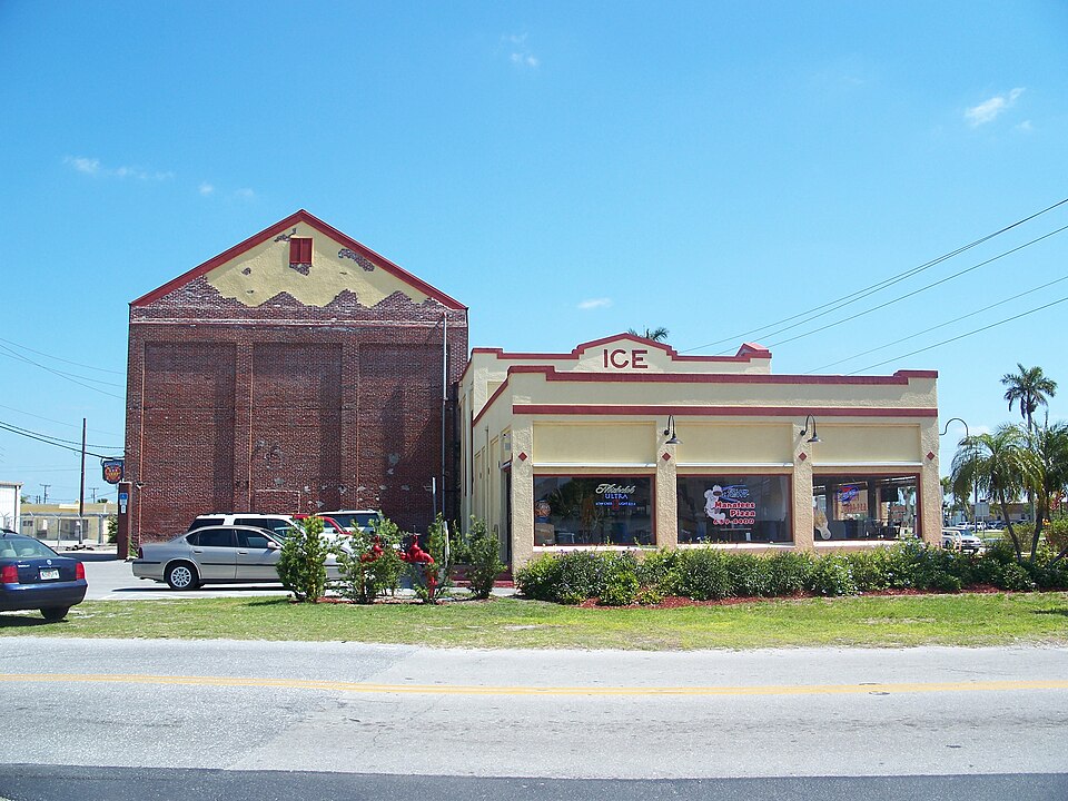 Photograph of Punta Gorda Fish Company Ice House