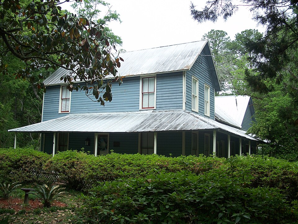 Photograph of Haskell-Long House