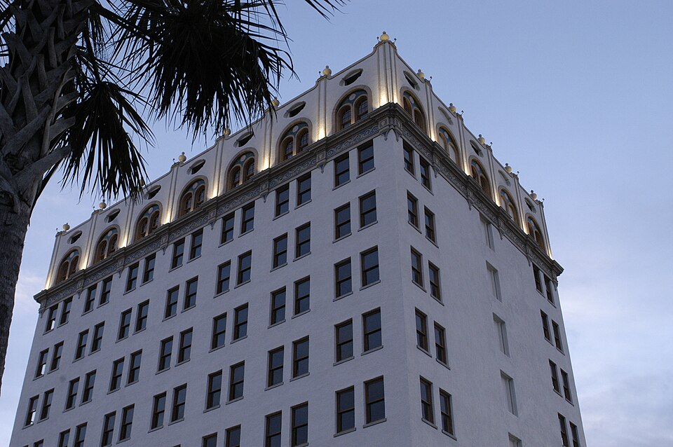 Photograph of Dixie Walesbilt Hotel