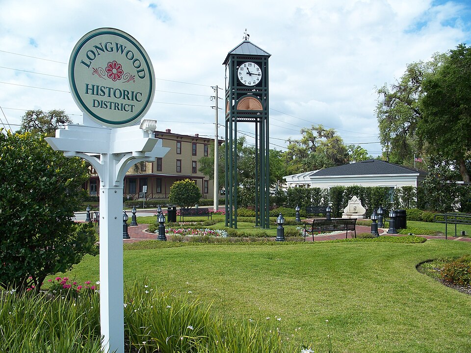 Photograph of Longwood Historic District