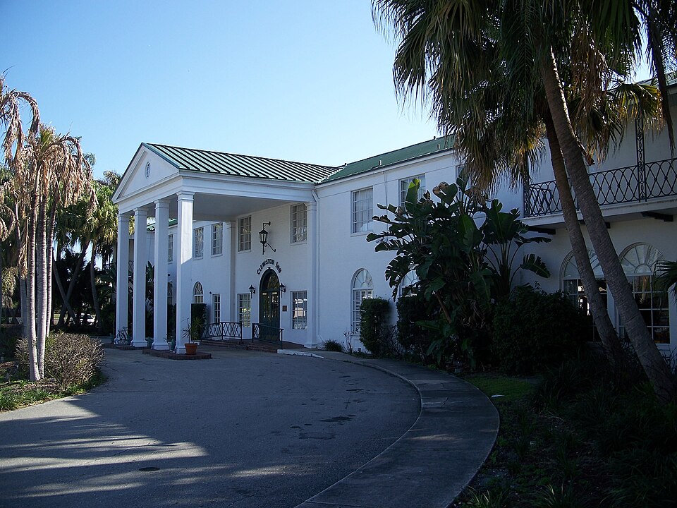 Photograph of Clewiston Inn