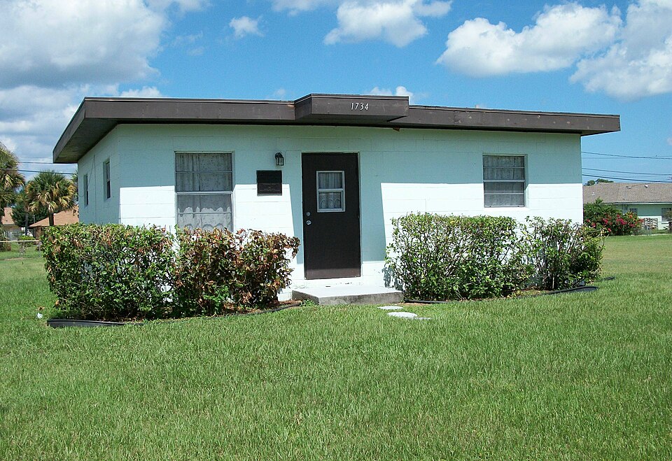 Photograph of Zora Neale Hurston House