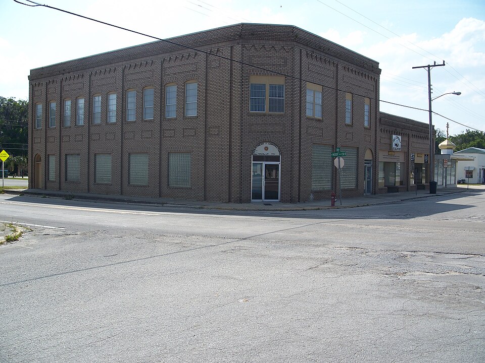 Photograph of Old Bunnell State Bank Building