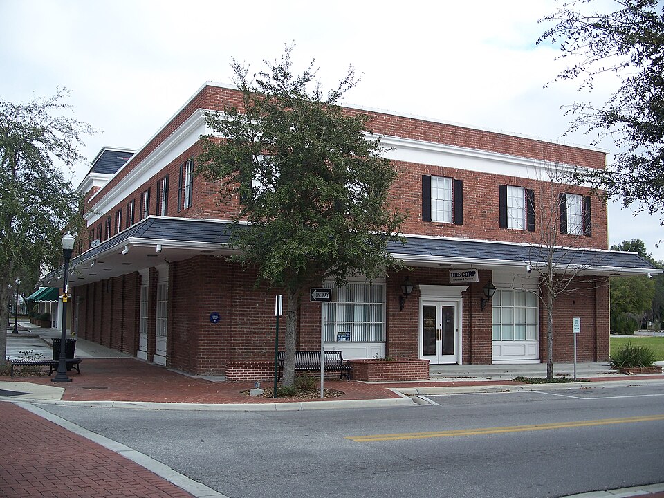Photograph of Bartow Downtown Commercial District
