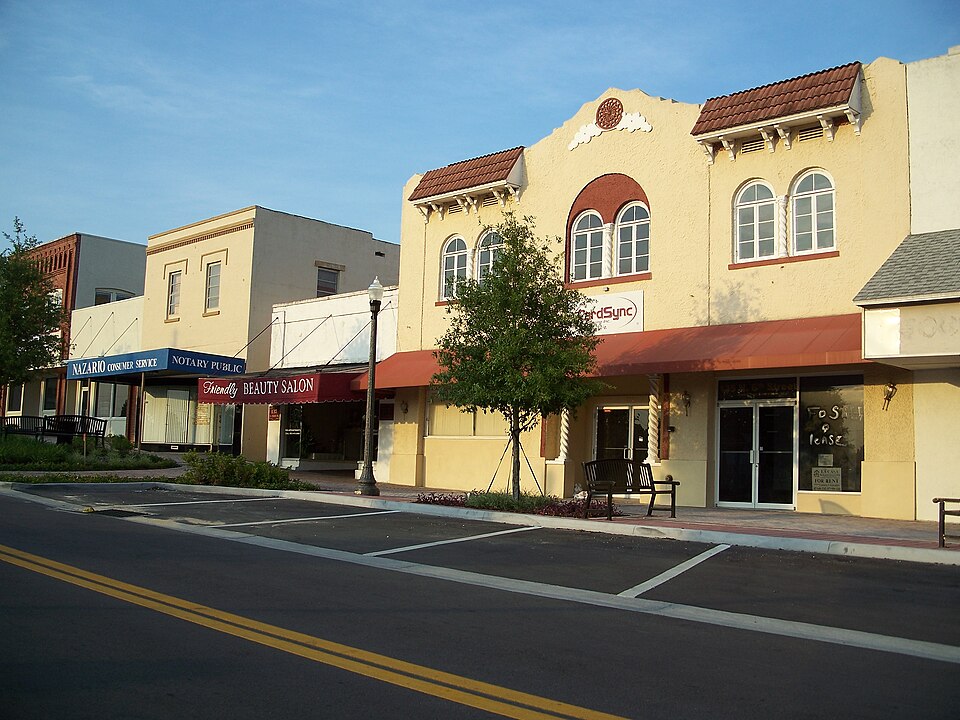 Photograph of Downtown Haines City Commercial District