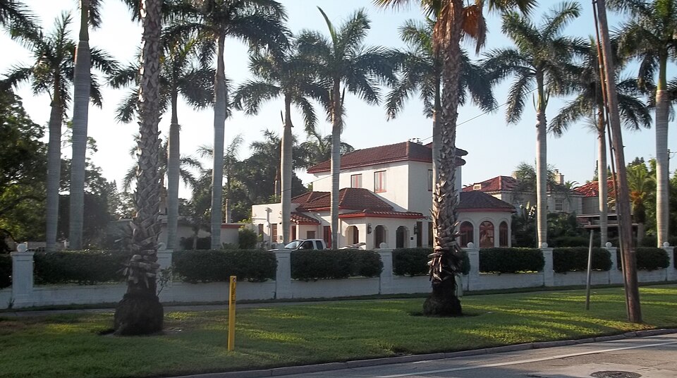 Photograph of Thoms House