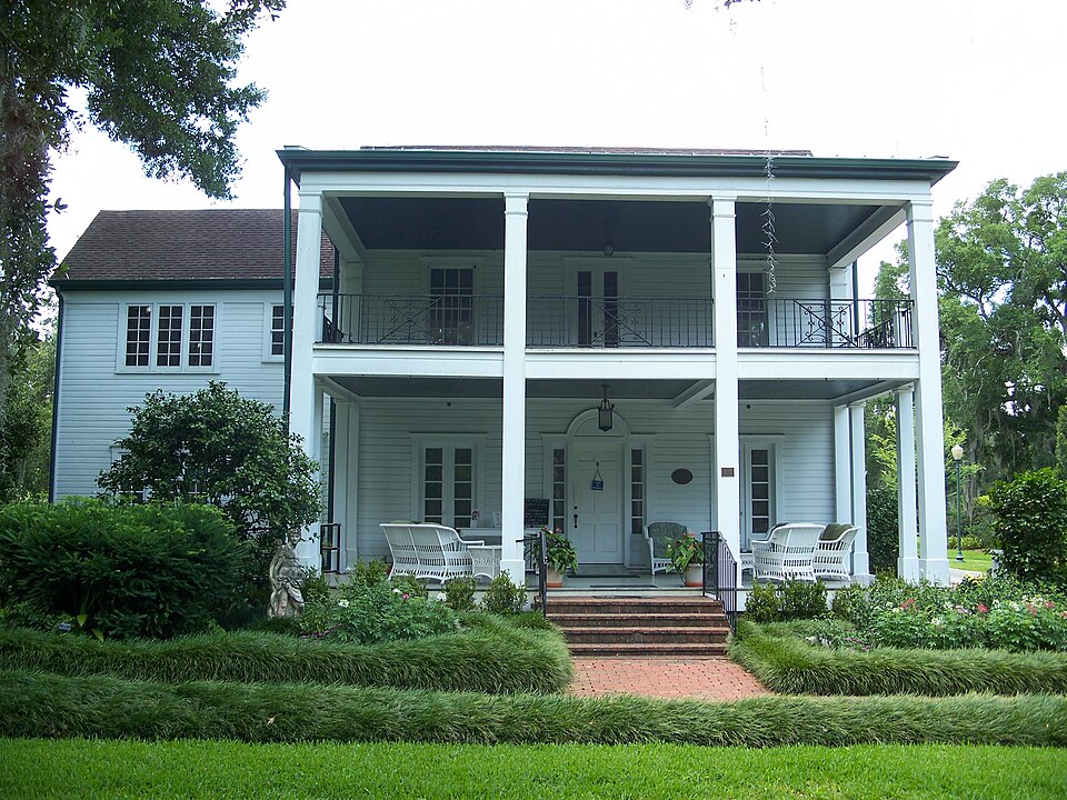 Photograph of Harry P. Leu Gardens