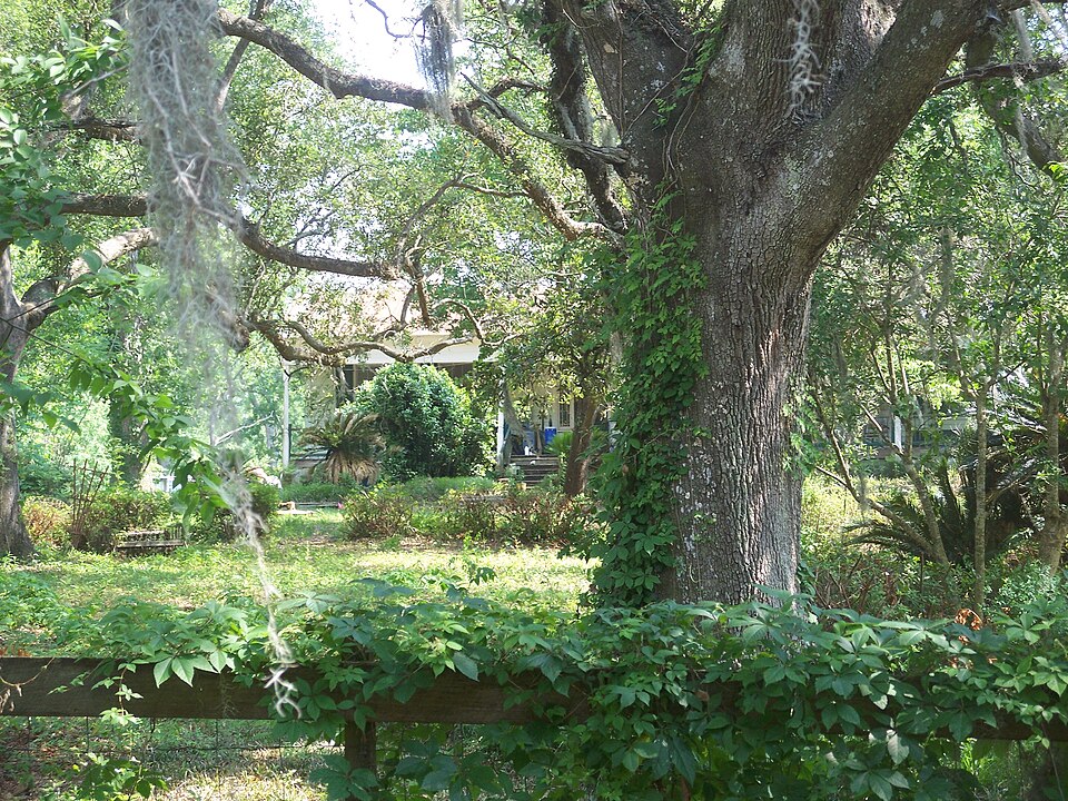 Photograph of Roberts Farm Historic and Archeological District
