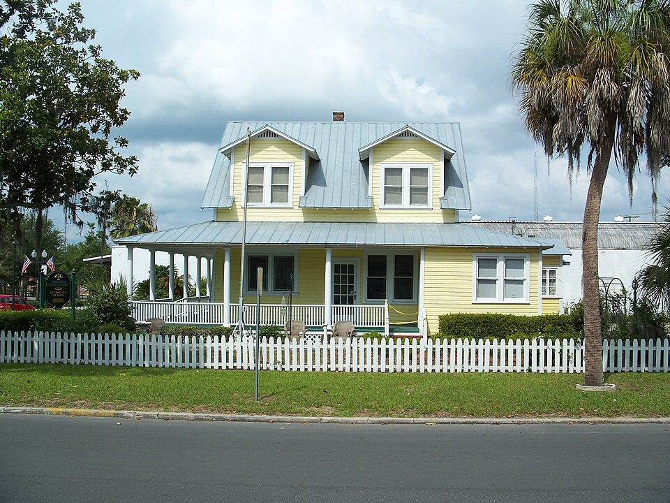 Photograph of Capt. Howard B. Jeffries House