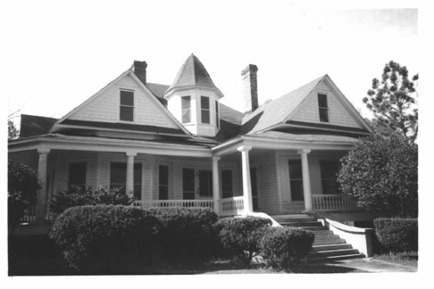Photograph of Robert Lee Norton House