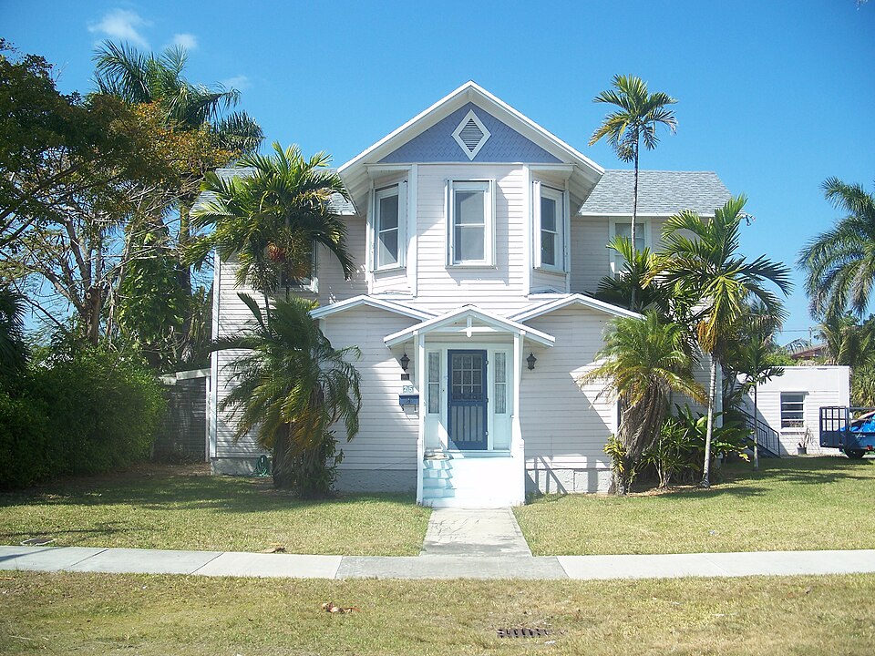 Photograph of McMinn-Horne House