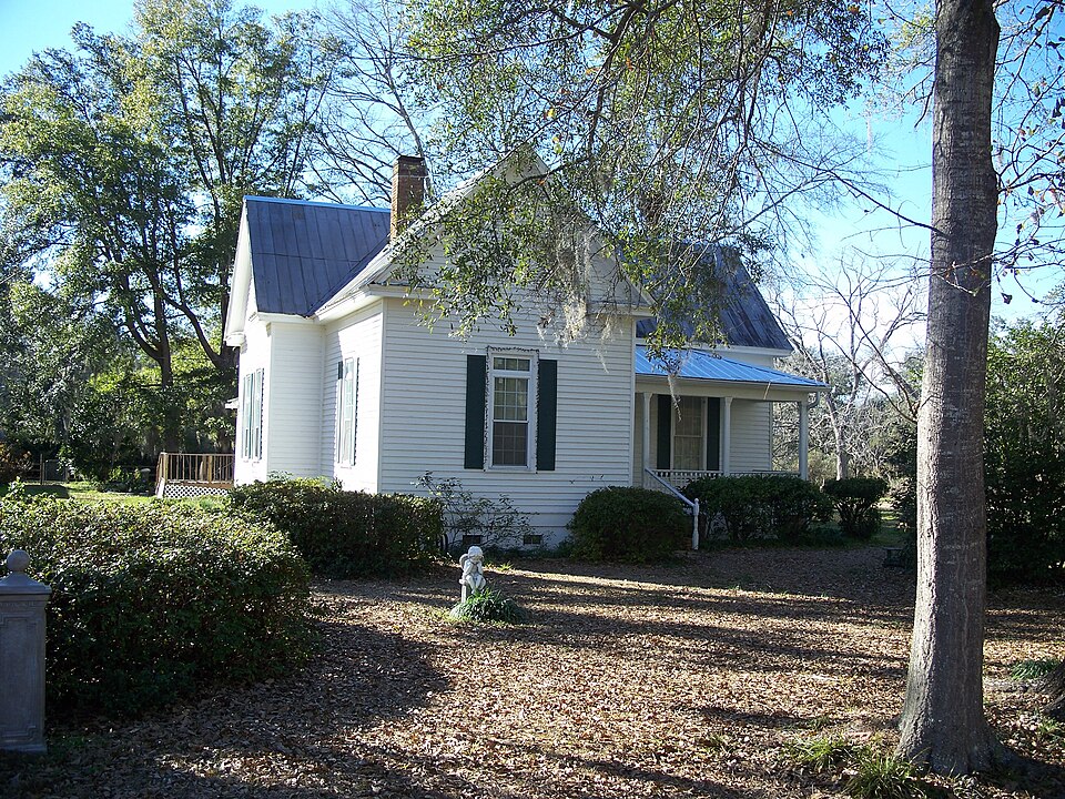 Photograph of Averitt-Winchester House