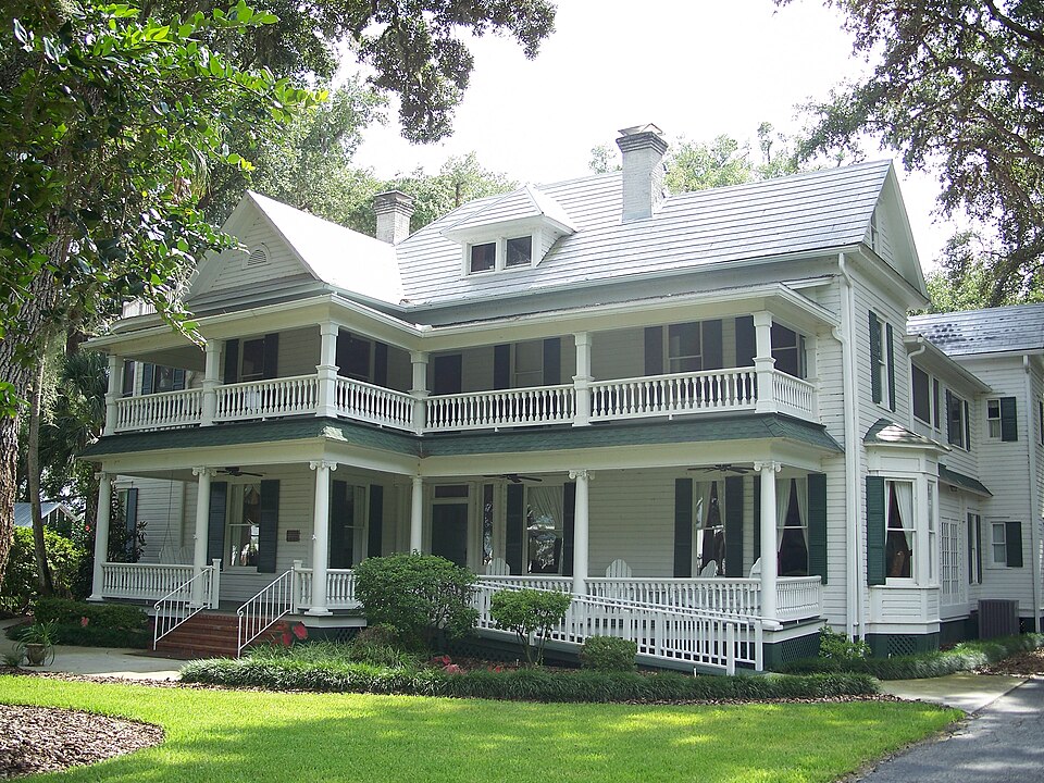 Photograph of Luther F. Tilden House