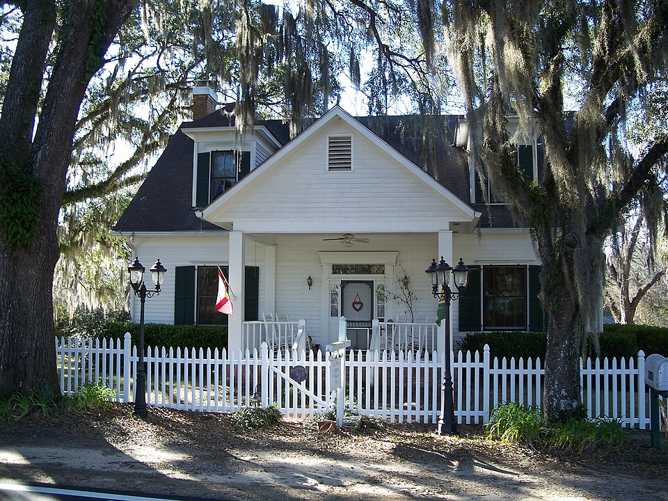 Photograph of Van Brunt House