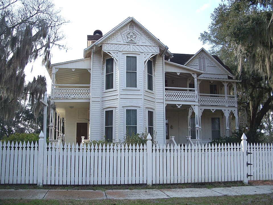 Photograph of White Springs Historic District