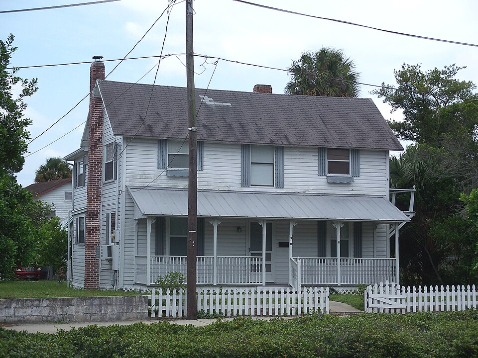 Photograph of Dunlawton Avenue Historic District