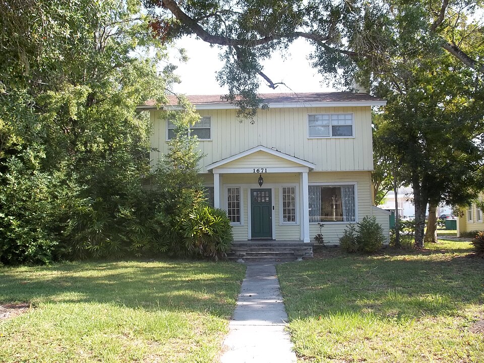 Photograph of Midway Subdivision Historic District