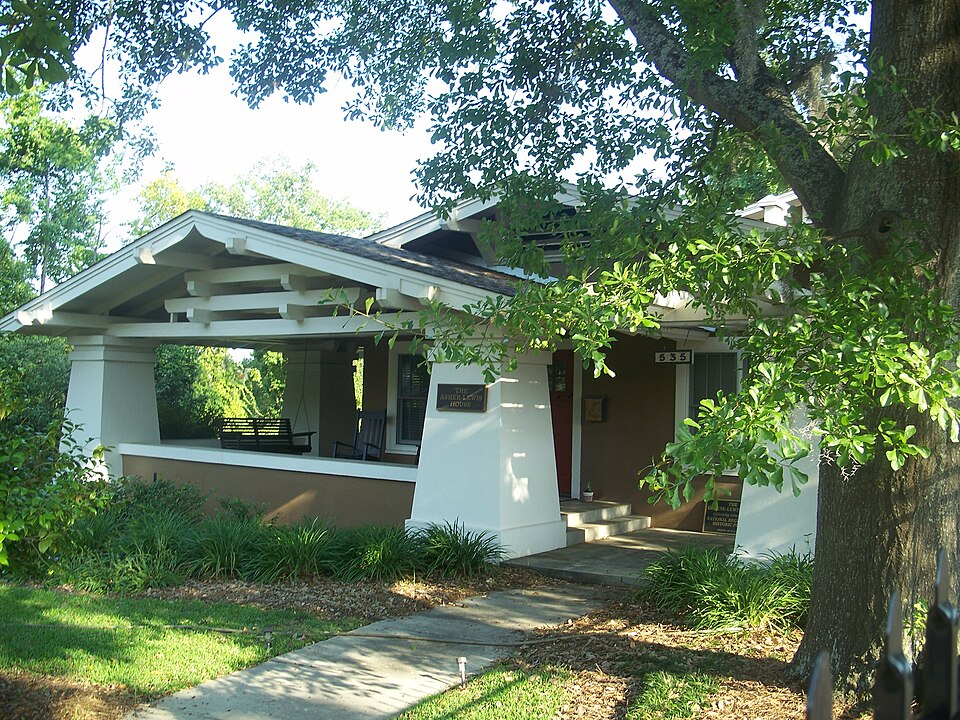 Photograph of Greene-Lewis House