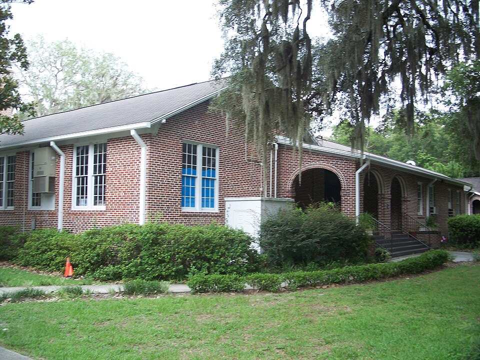 Photograph of Orange Park Elementary School
