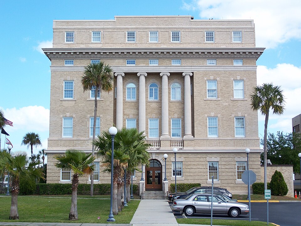 Photograph of Old Lake County Courthouse