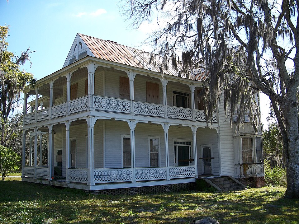 Photograph of Frank Saxon House