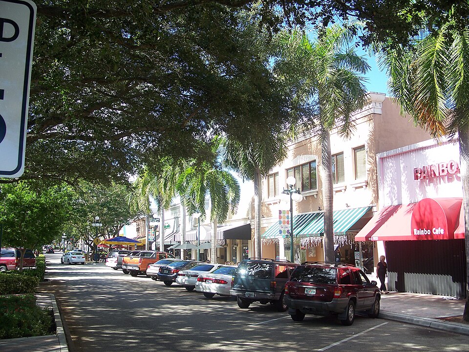 Photograph of Hollywood Boulevard Historic Business District