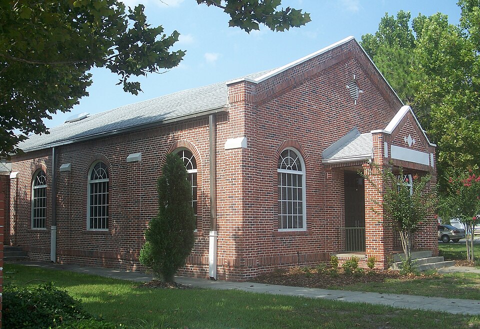 Photograph of Cleveland Court School