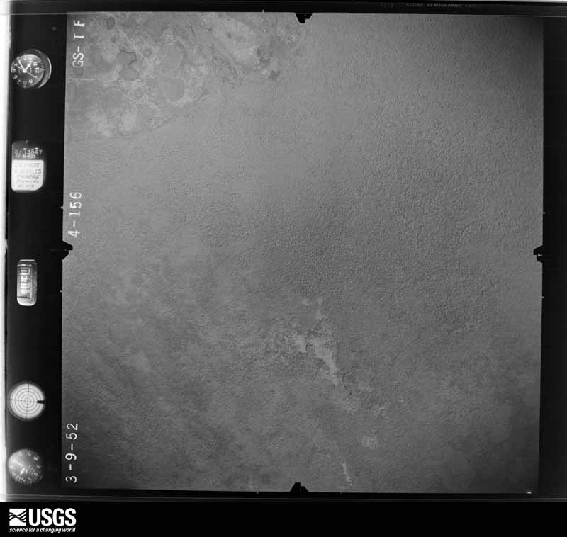 U.S. Geological Survey aerial photograph, 1952-03-09, scale 1:28400
