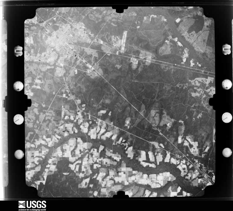 U.S. Geological Survey aerial photograph, 1973-03-01, scale 1:76000