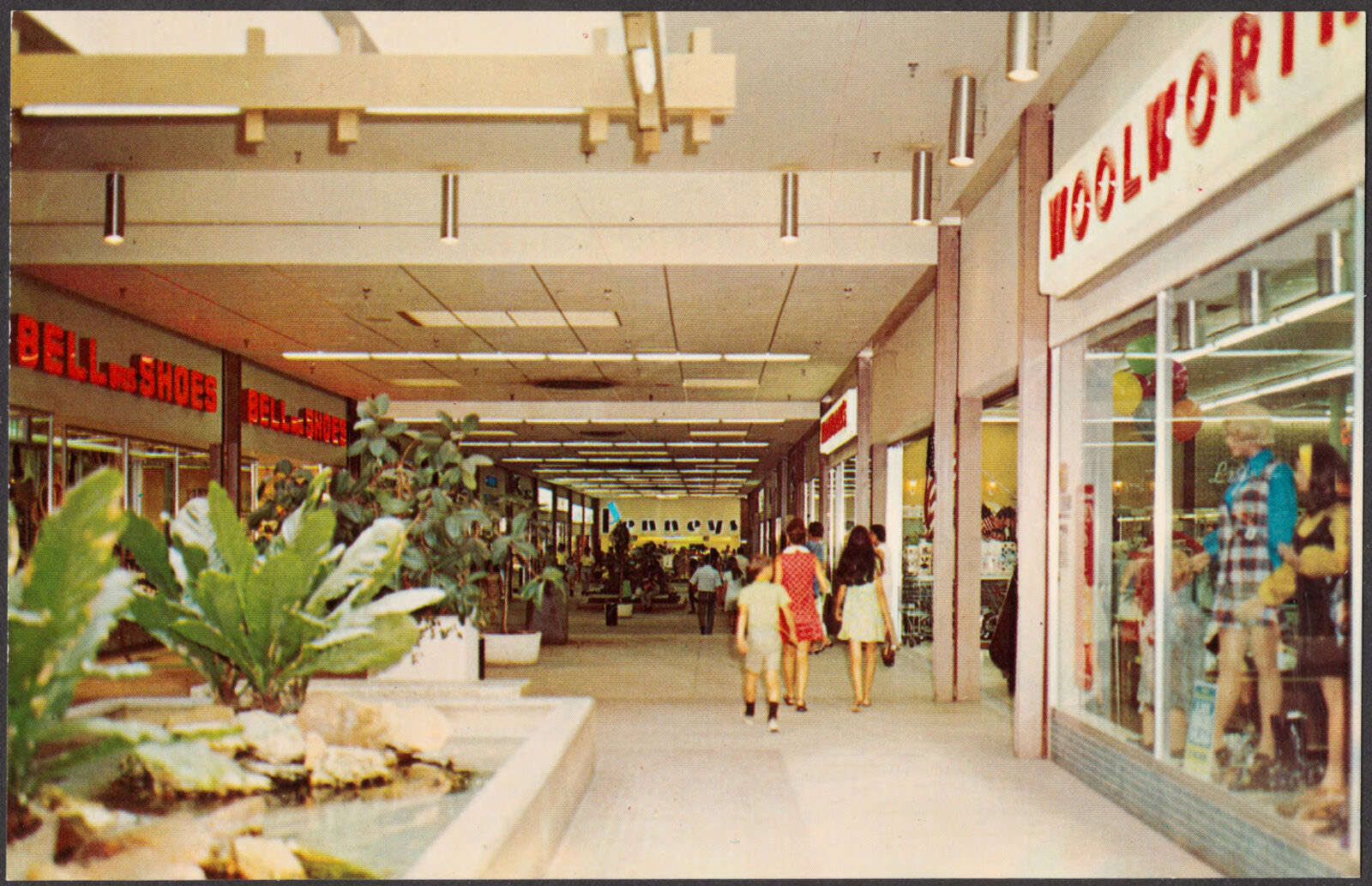 Columbus Square Shopping Center, Macon Rd. and Rigdon Rd, Columbus, Ga., Boston Public Library - undated