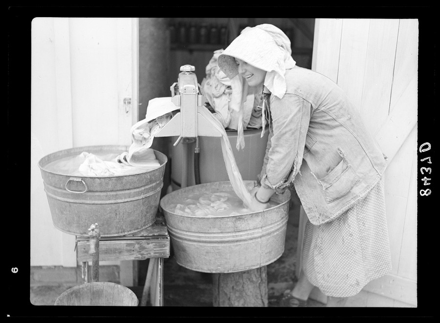 Mrs. Coleman doing a washing. Irwinville Farms, Georgia