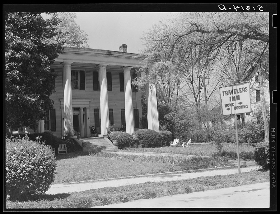 Old Jones home, now travelers' inn. Madison, Georgia