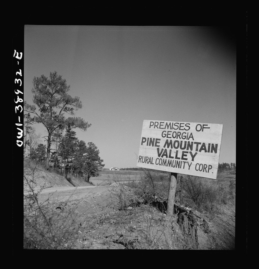 Miscellaneous lot of photographs by Barbara Wright, e.g. University of Virginia, Franconia, New Hampshire, Maine. Entrance sign to Pine Mountain Valley Rural Community Corporation