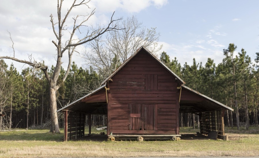 Rustic barn near Cary, Georgia