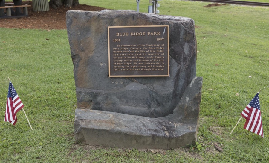 Plaque in the Blue Ridge, Georgia, graveyard honoring town founder Michael McKinney, a former Confederate Army officer who is the paternal great-great-great grandfather of American photographer Carol M. Highsmith