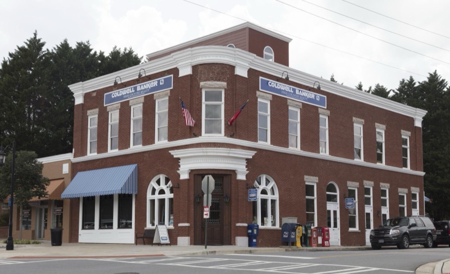 Commercial building in Blue Ridge, a community in far-northwest Georgia, near the Tennessee line