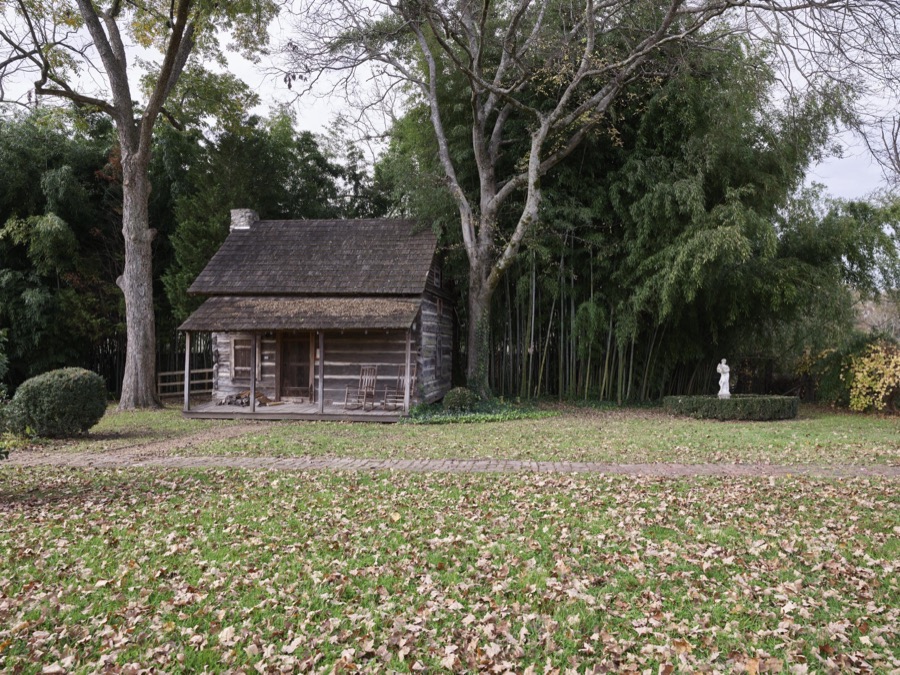 Settler's cabin in Chickamauga, a town in the northwest corner of Georgia made famous by a furious battle fought nearby during the U.S. Civil War of the 1860s