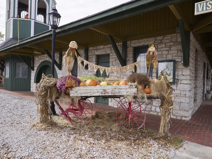 Display touting the city's annual fall "pumpkinfest" in Chickamauga, a town in far-northwestern Georgia, made famous for the Battle of Chickamauga, fought nearby in the American Civil War of the 1860s