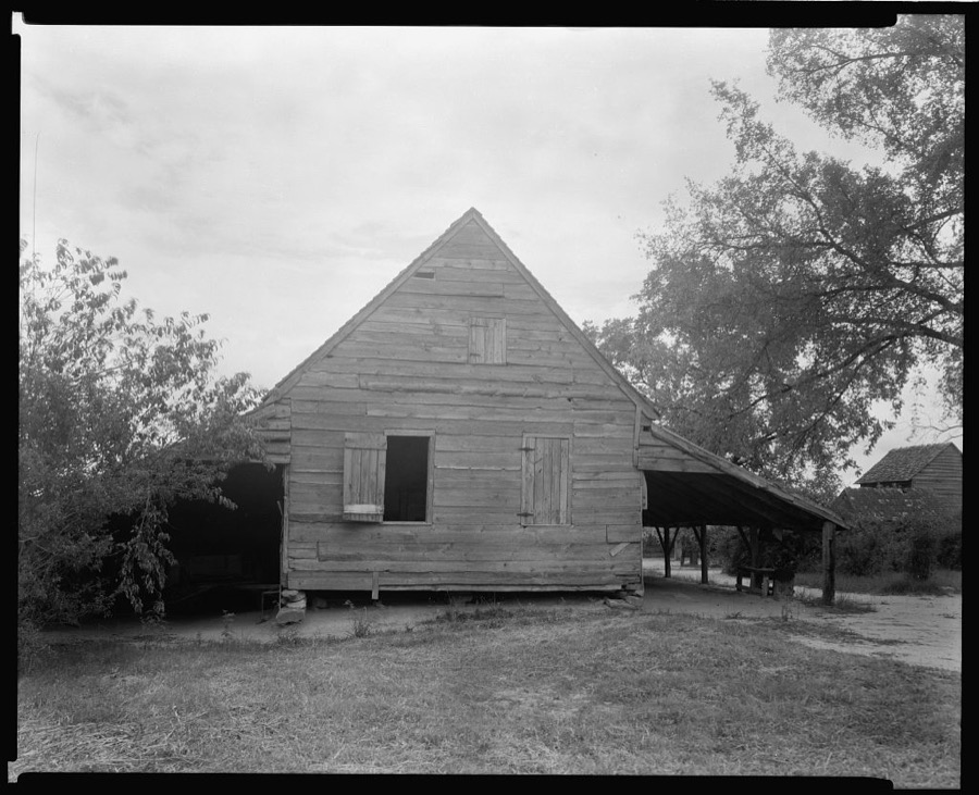 E.B. Cade-Saunders House, Washington, Wilkes County, Georgia