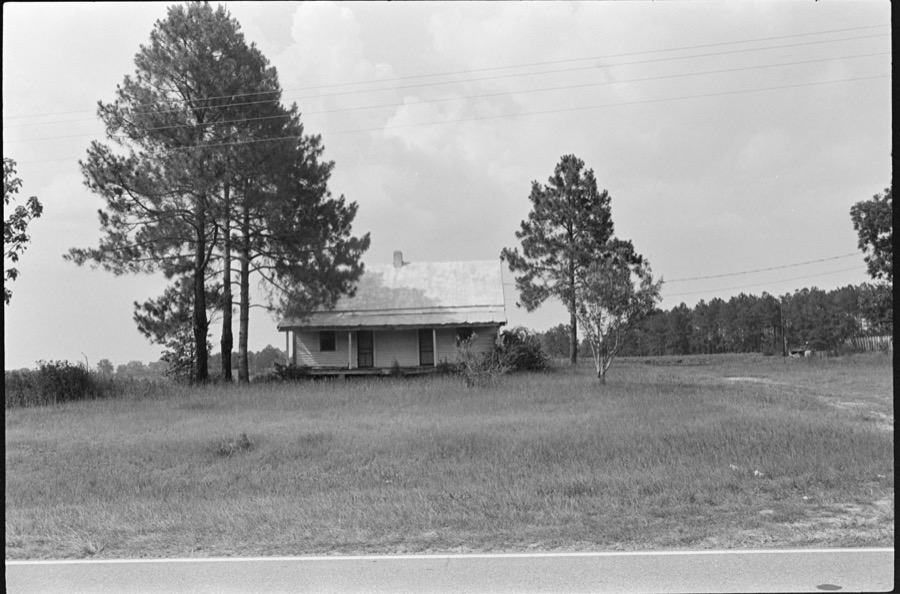 Houses and farms, Ellenton and other locations, Colquitt County, Georgia; Growers and Banner Tobacco Warehouses, Tifton, Georgia