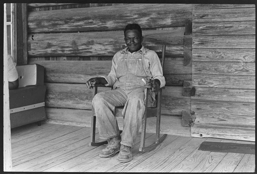 Sam and Vina Clark and their dogtrot house, Turner County, Georgia; Visit with Willie Ross and other scenes, Oakfield, Georgia